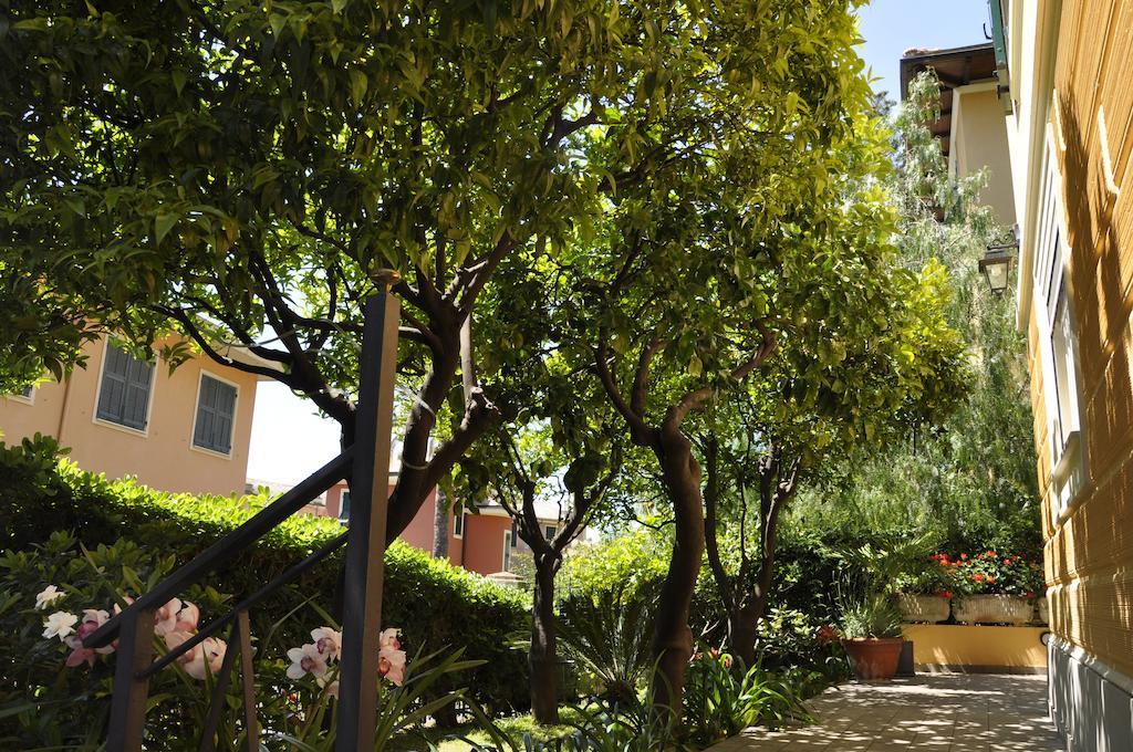 Locanda Villa Moderna Genua Exterior foto